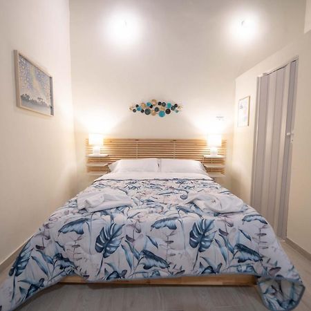 Cosmea By Dimorra Apartment Наполи Екстериор снимка