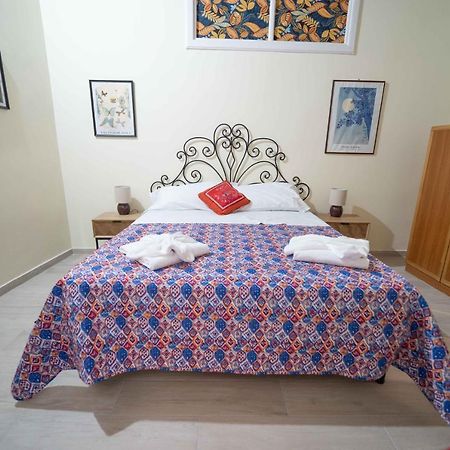 Cosmea By Dimorra Apartment Наполи Екстериор снимка