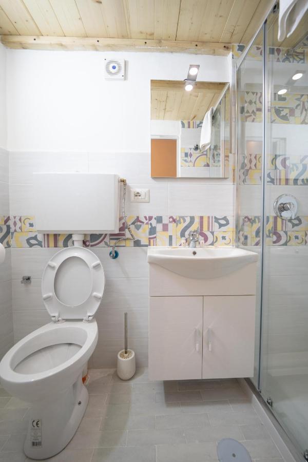 Cosmea By Dimorra Apartment Наполи Екстериор снимка