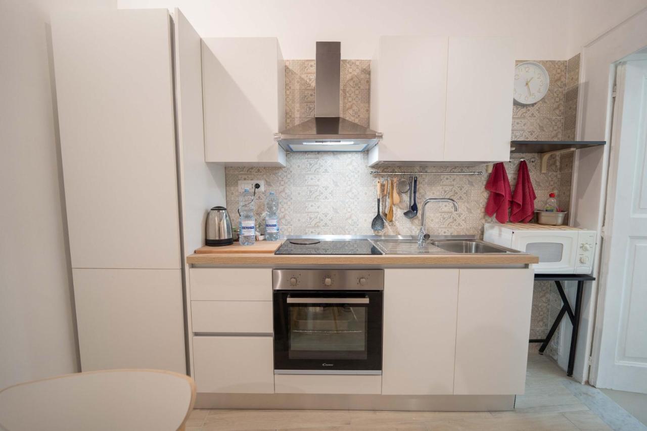 Cosmea By Dimorra Apartment Наполи Екстериор снимка